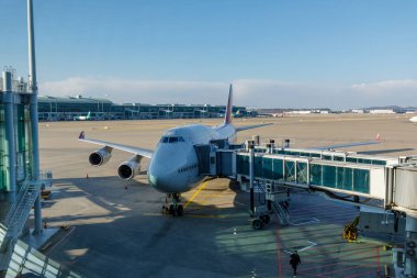 Incheon, Güney Kore - 7 Nisan 2018: Asiana Airlines uçak Incheon Uluslararası Havalimanı