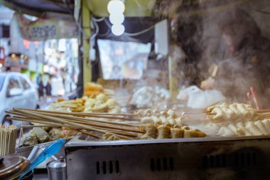 Oden, Tteokbokki, Kimpap - Korece sokak gıda kış sezonu