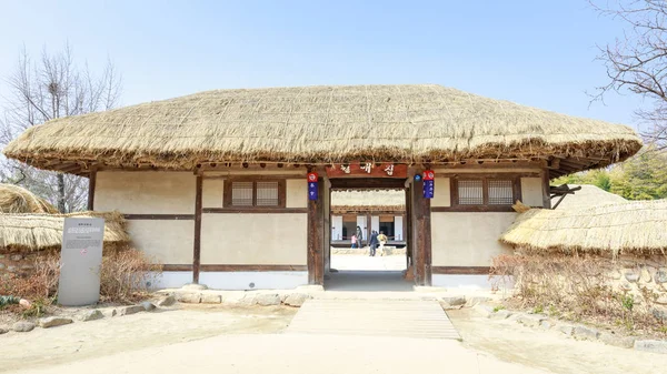 Namwon Corée Sud Mars 2018 Scène Traditionnelle Pavillon Gwanghalluwon Printemps — Photo