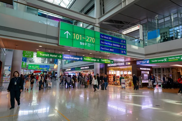 Incheon Corea Del Sur Abril 2018 Vista Interior Del Aeropuerto —  Fotos de Stock