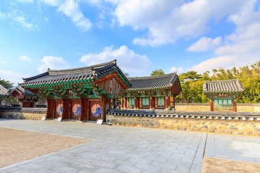 Gimhae, Güney Kore - 10 Mart 2018: Surowangneung, mezar, Kral bir mirası koruma yerde Gimhae şehir olan Suro,