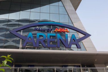 Manila, Filipinler - 10 Şubat 2018: Mall Asya Arena cephe. Sm Mall of Asia Pasay, Manila, Filipinler karmaşık içinde kapalı salonu olduğunu