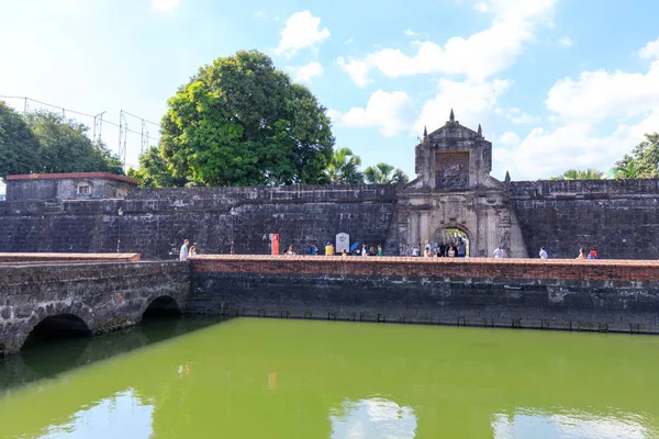 Manila, Filipinler - 17 Şubat 2018: Fort Santiago, Intramuros district, Manila, Filipinler. Fort Santiago ilk yeni kurulan şehir Manila için İspanyol fatihi tarafından inşa edilmiş bir kale..