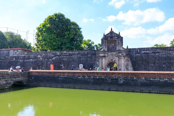 Manila, Filipinler - 17 Şubat 2018: Fort Santiago, Intramuros district, Manila, Filipinler. Fort Santiago ilk yeni kurulan şehir Manila için İspanyol fatihi tarafından inşa edilmiş bir kale..