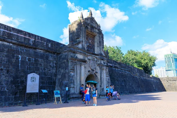 Manila, Filipinler - 17 Şubat 2018: Fort Santiago, Intramuros district, Manila, Filipinler. Fort Santiago ilk yeni kurulan şehir Manila için İspanyol fatihi tarafından inşa edilmiş bir kale..
