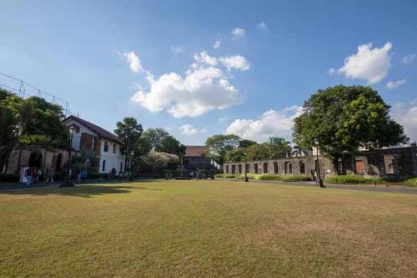 Manila, Filipinler - 17 Şubat 2018: Ali rıza heykele Fort Santiago, Intramuros bölgesi, Manila şehir
