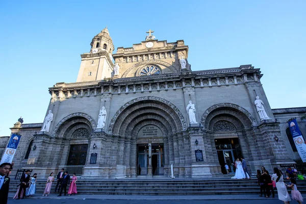 Manila, Filipinler - 17 Şubat 2018: Manila Katedrali'ne Manila Intramuros bulunduðu