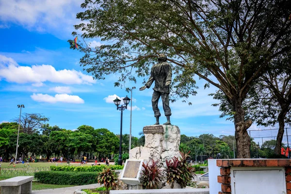 Manila Filippinerna Feb 2018 San Lorenzo Ruiz Manila Staty Nära — Stockfoto