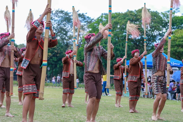 Manille Philippines Février 2018 Une Danseuse Étudiante Portant Costume Traditionnel — Photo