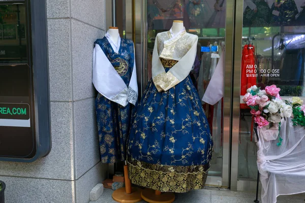 Seoul Zuid Korea Juli 2018 Hanbok Weergeven Een Hanbok Winkel — Stockfoto