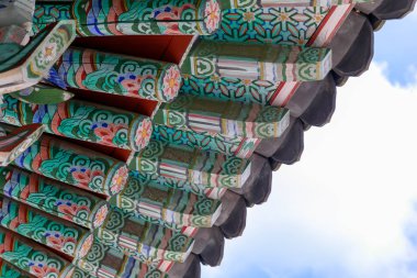 Geumsan dağ, Namhae ilçe Boriam Budist Tapınağı sahnede