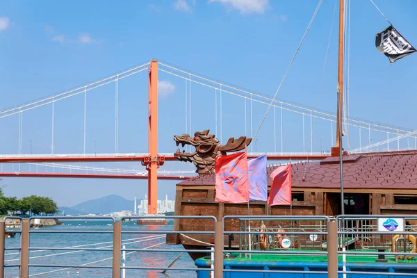 Namhae Südkorea Juli 2018 Namhae Bridge Und Sun Sin Schildkrötenschiff — Stockfoto