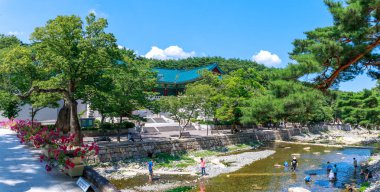 Yangsan, Güney Kore - 2 Ağustos 2018: Tongdosa Sungbo müzede Yangsan şehir