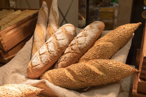 Assortimento Pane Fresco Tavola Buffet — Foto Stock