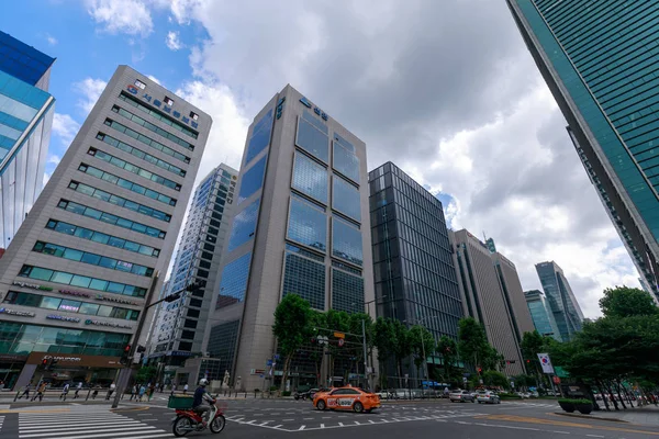 Seoul Sydkorea Jul 2018 Kontorsbyggnader Och Streetscapen Runt Gangnam Station — Stockfoto