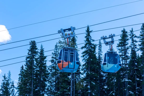 Alberta Kanada Října 2018 Kabinové Lanovky Cestují Nahoru Dolů Hory — Stock fotografie