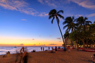Ünlü Waikiki Beach, O'ahu, Hawaii - resim