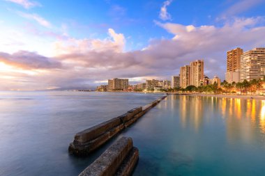 Ünlü Waikiki Beach, O'ahu, Hawaii - resim