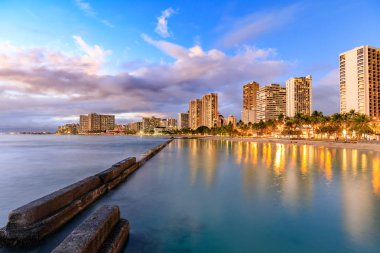 Ünlü Waikiki Beach, O'ahu, Hawaii - resim