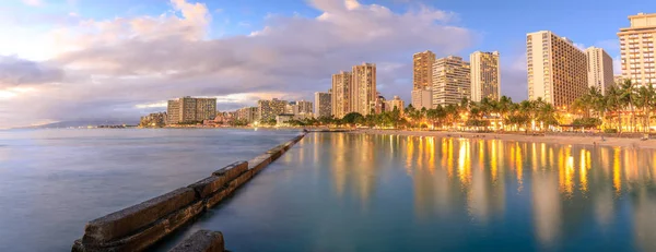 Famous Waikiki Beach Ahu Hawaii Image — Stock Photo, Image