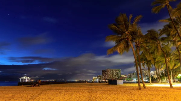 Berühmter Waikiki Beach Ahu Hawaii Image — Stockfoto