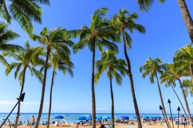 Honolulu, Hawaii - 23 Aralık 2018: Oahu Beach Waikiki, Honolulu