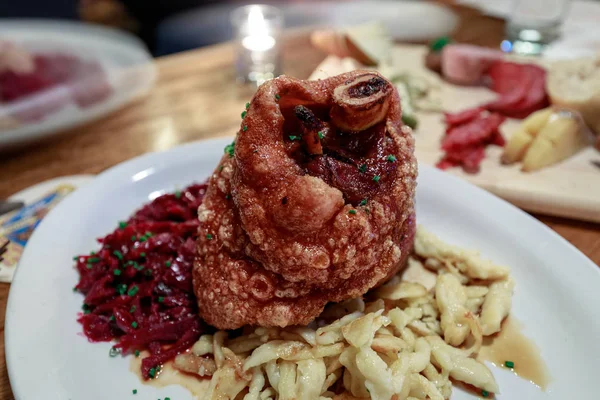 Kavrulmuş Schweinshaxe Alman Domuz Bacak Domuz Knuckle Resim — Stok fotoğraf