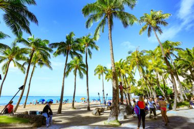 Honolulu, Hawaii - 25 Aralık 2018: Oahu Beach Waikiki, Honolulu