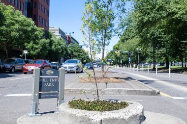 Mill Ends Park, Southwest Taylor Street, Portland, veya