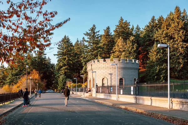Scene of Mt. Tabor's water reservoirs park in Oregon state — Stock Photo, Image