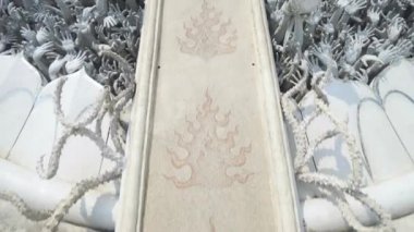 İnsan eli--dan cehennem gibi yerden, yapışmasını heykelleri. Wat Rong Khun.