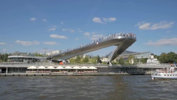 Moscow August 2018 Tourist Ship Passing Unique Floating Bridge Zaryadie — Stock Video