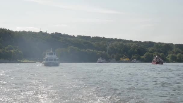 Kijk Kabelbaan Buurt Van Mussenheuvels Park Rivier Moskva Met Toeristische — Stockvideo