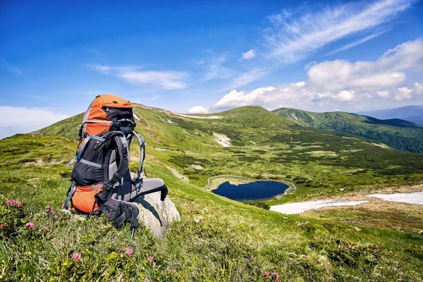 Summer Hike Mountains Backpack Tent Path Top — Stock Photo, Image