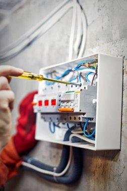 Bağlantı güç kaynağı elektrik sistemi