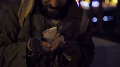 Açlık, sefalet, para-dilenci sayımların para gece