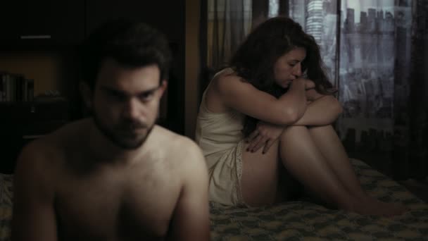 Naštvaná Pár Posteli Sexuální Problémy — Stock video