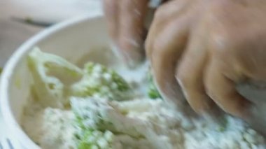 ekmek kırıntıları kızartma - İtalya mutfak güneyinde brokoli kaplama