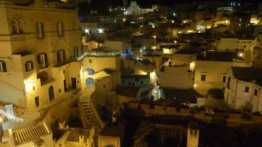 Matera düşündüren ve güzel görünümü geceleri - İtalya