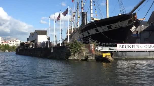 Navegar Por Los Canales Del Puerto Bristol Reino Unido — Vídeos de Stock