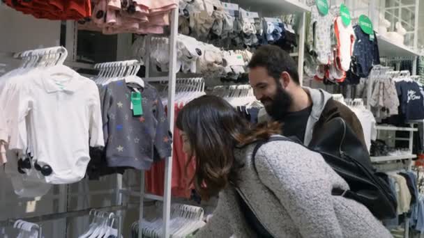 Alışveriş Yeni Doğum Anne Kaç Bebek Mağazası Yavaş — Stok video