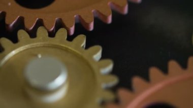 Metalik Dişliler ve cogwheels