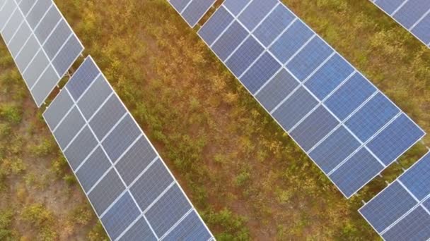 Turbinas eólicas geradoras de eletricidade — Vídeo de Stock