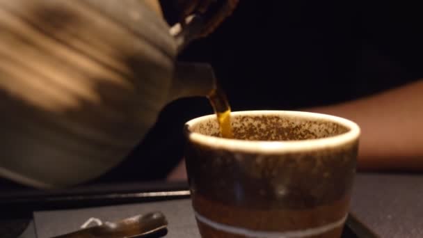 Servir Sake Japanese Tradition Infusé — Video