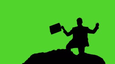 İş adamı başarının farkına vardığı için seviniyor