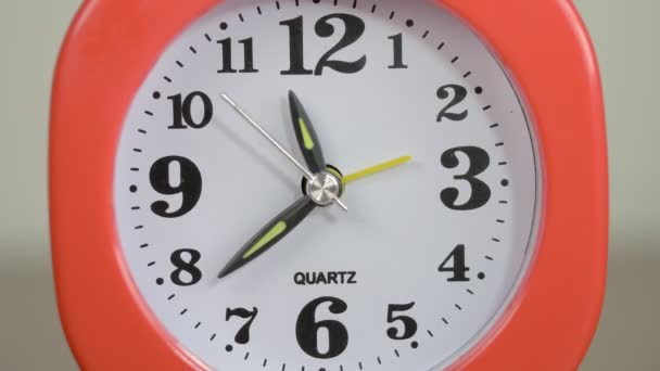 Porträtt Orange Clock Time Lapse Stryk Tid Snabb — Stockvideo