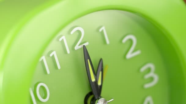 Reloj Marcando Tiempo Lentamente Inexorabilidad Pasado Concepto — Vídeos de Stock