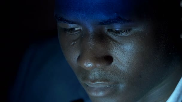 jeune homme africain américain 