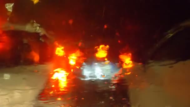 Noche Lluviosa Ciudades Tráfico Precaución Conducir Coche Noche Lluviosa Ciudad — Vídeo de stock