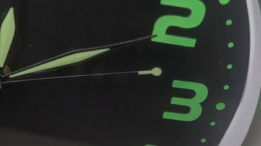 Bir saatin zamanlaması 